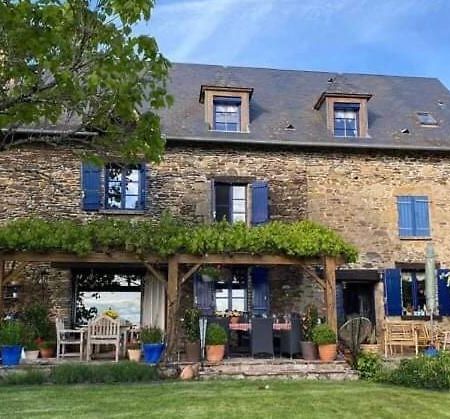 La Maison Bleue Juillac  Buitenkant foto