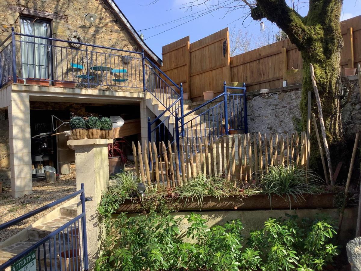 La Maison Bleue Juillac  Buitenkant foto