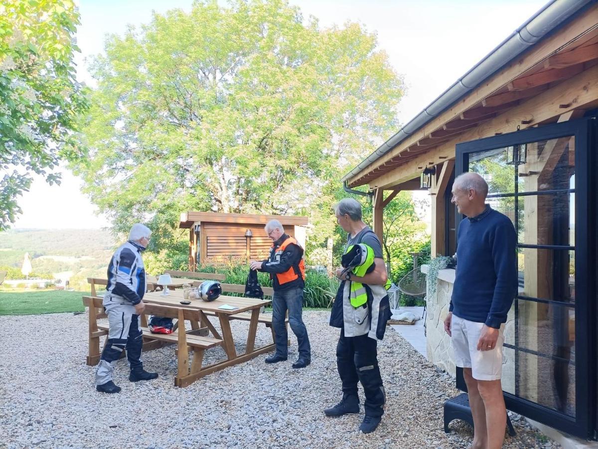 La Maison Bleue Juillac  Buitenkant foto