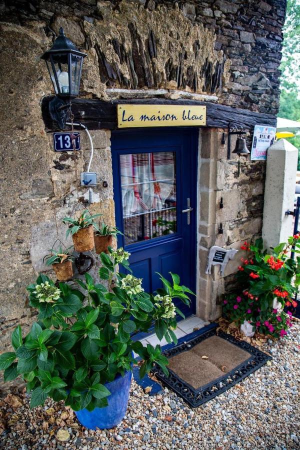 La Maison Bleue Juillac  Buitenkant foto