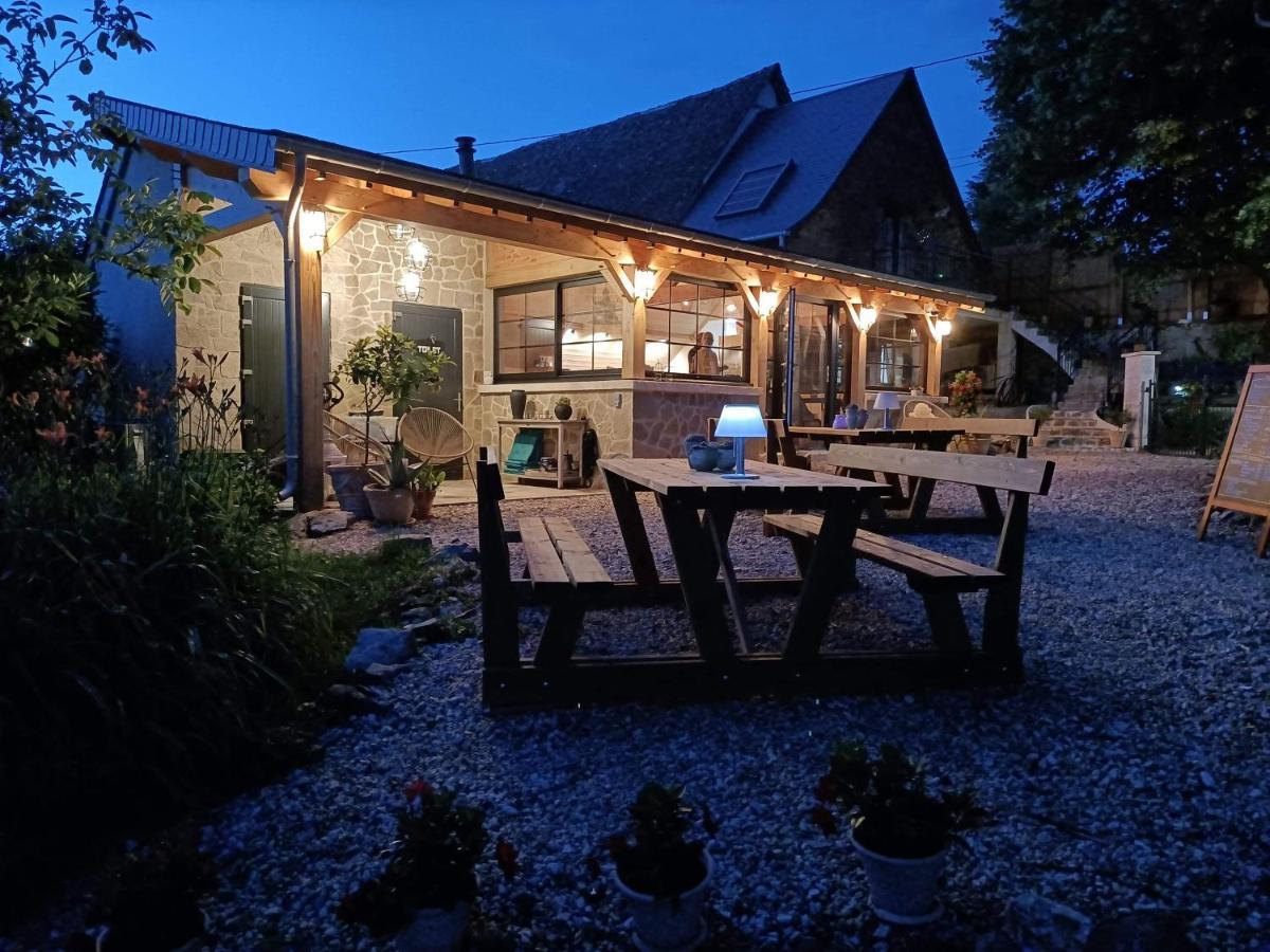 La Maison Bleue Juillac  Buitenkant foto
