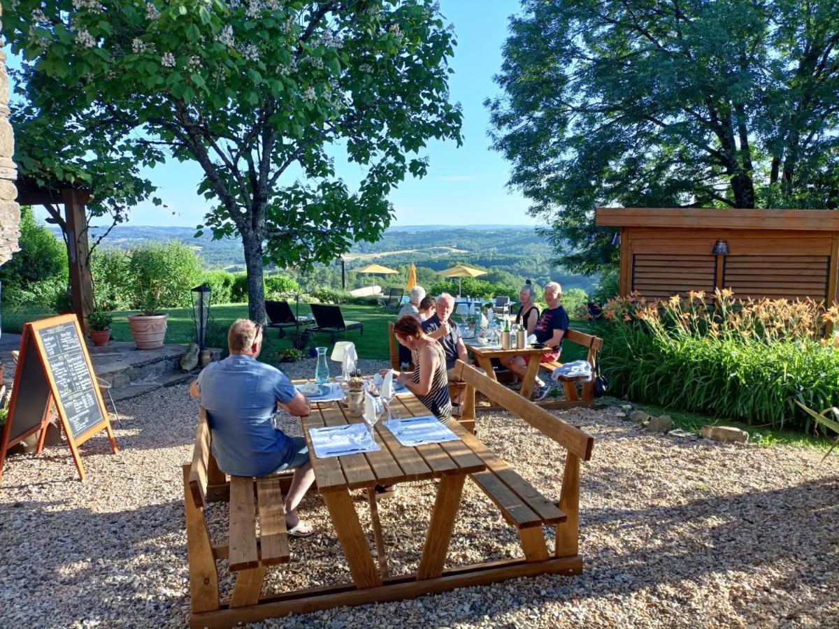 La Maison Bleue Juillac  Buitenkant foto